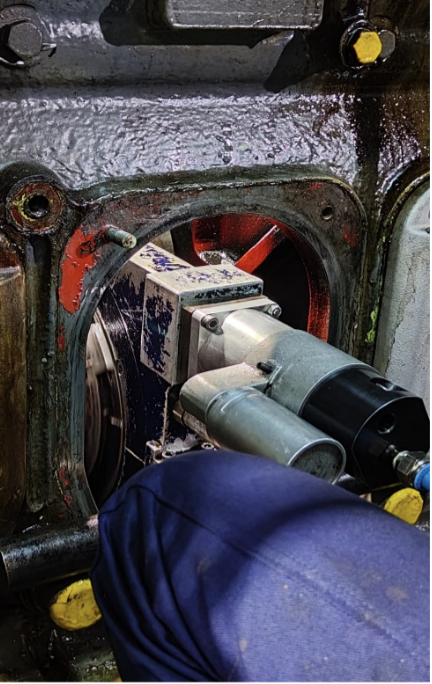 Grinding and Polishing of Daihatsu 5DK-20 crankshaft
