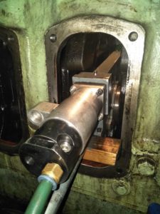 Grinding of Crankshaft by Crankshaft Grinder