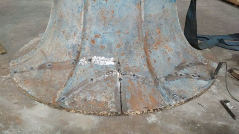 Pulverize of Cement Plant Under Repair By Metal Stitching Metal Locking